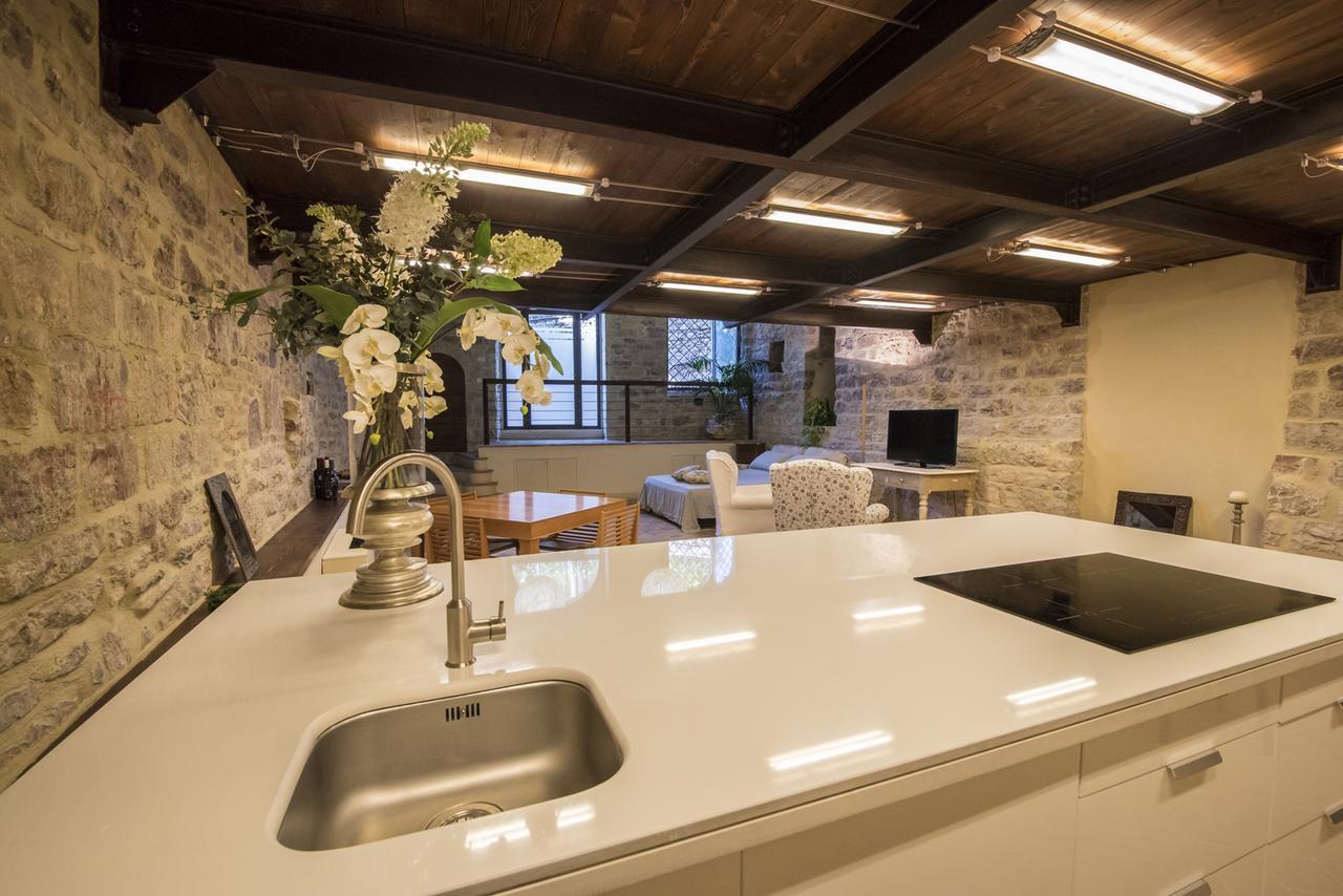 Apartments By La Zuppa Inglese Assisi Exterior photo