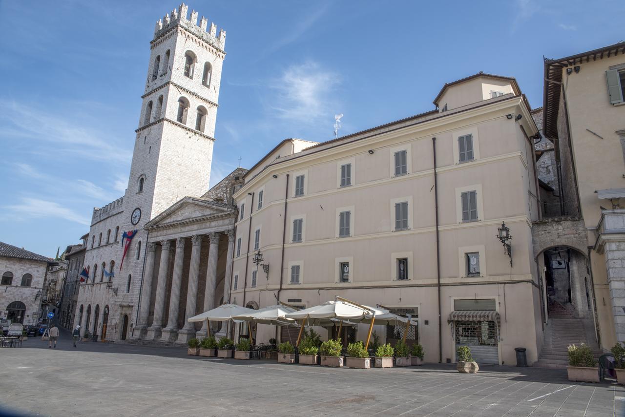 Apartments By La Zuppa Inglese Assisi Exterior photo