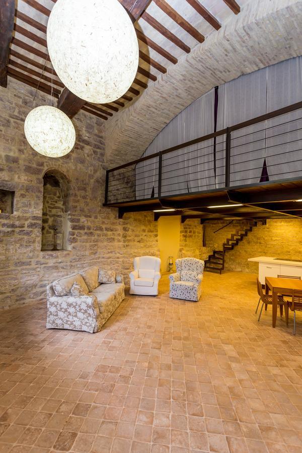 Apartments By La Zuppa Inglese Assisi Exterior photo