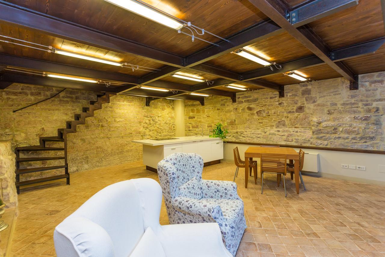 Apartments By La Zuppa Inglese Assisi Exterior photo