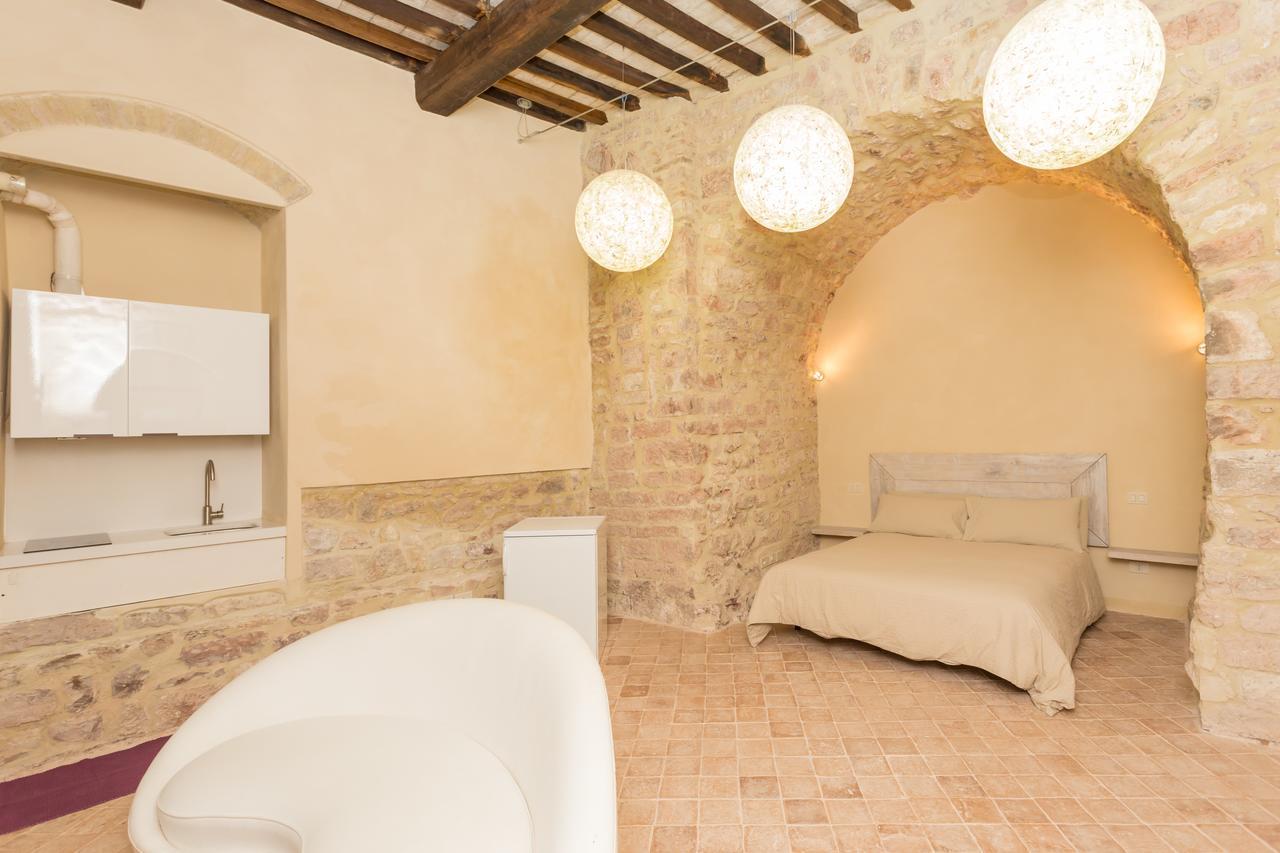Apartments By La Zuppa Inglese Assisi Exterior photo